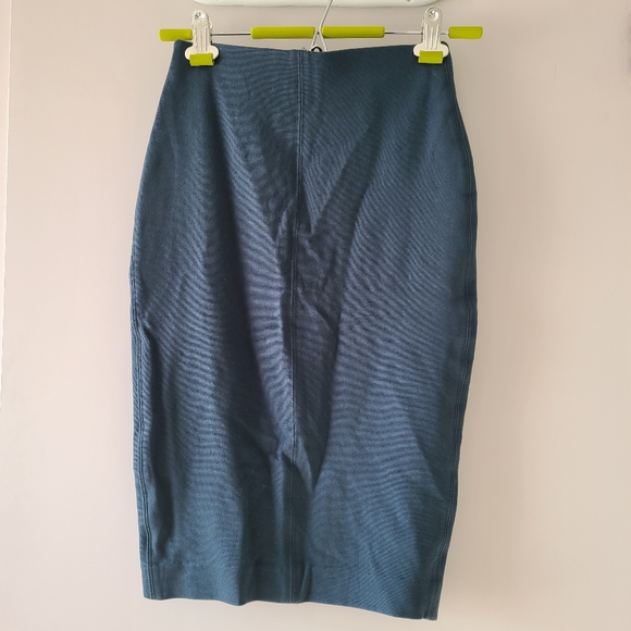 Aritzia Wilfred LIS pencil skirt - Picture 7 of 12